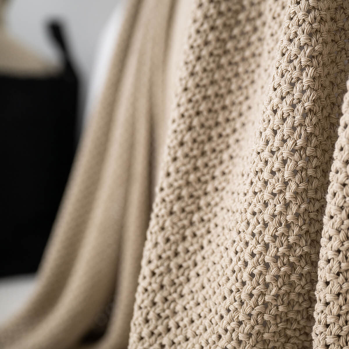 Lovatiesė DECORATED