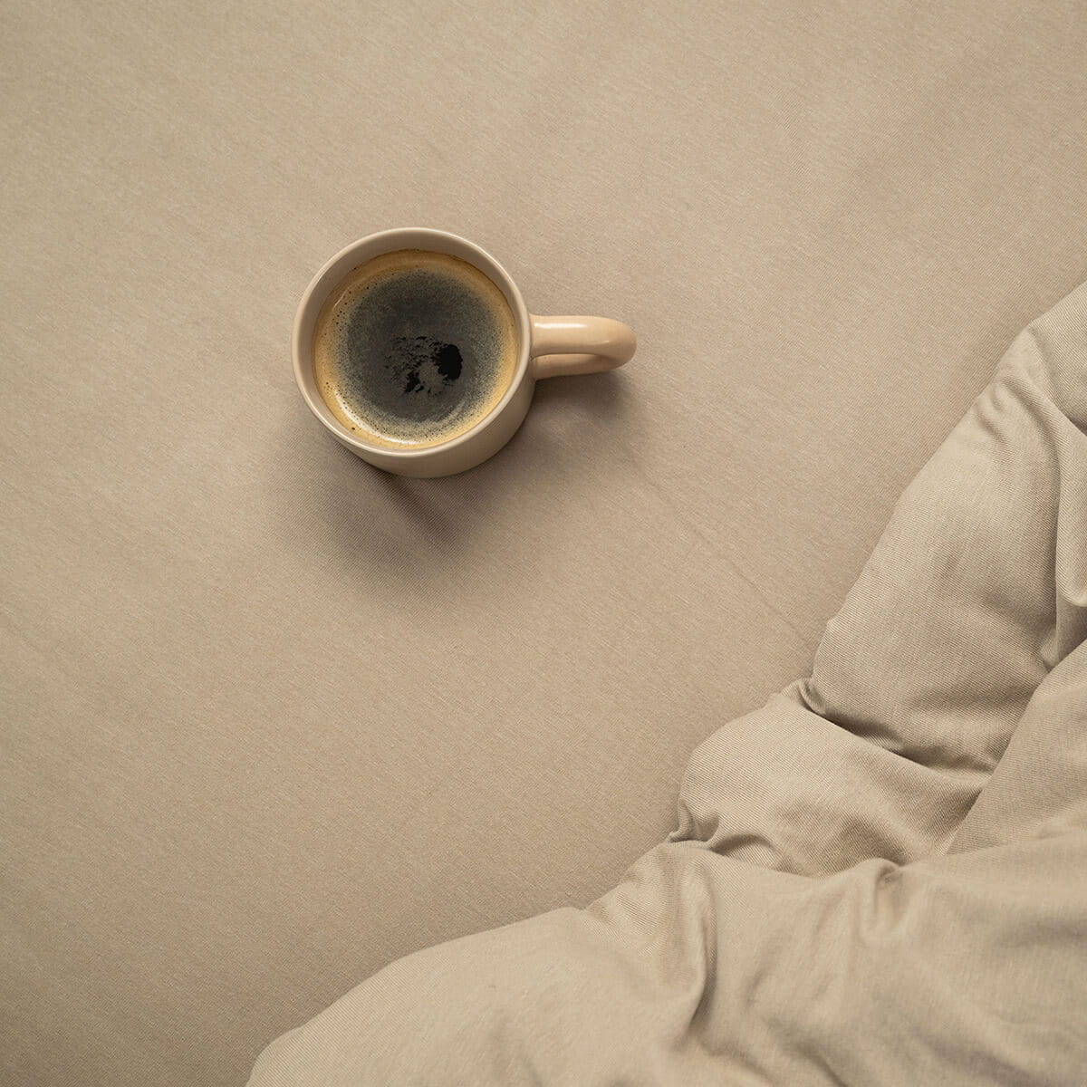 Paklodė su guma DREAM taupe