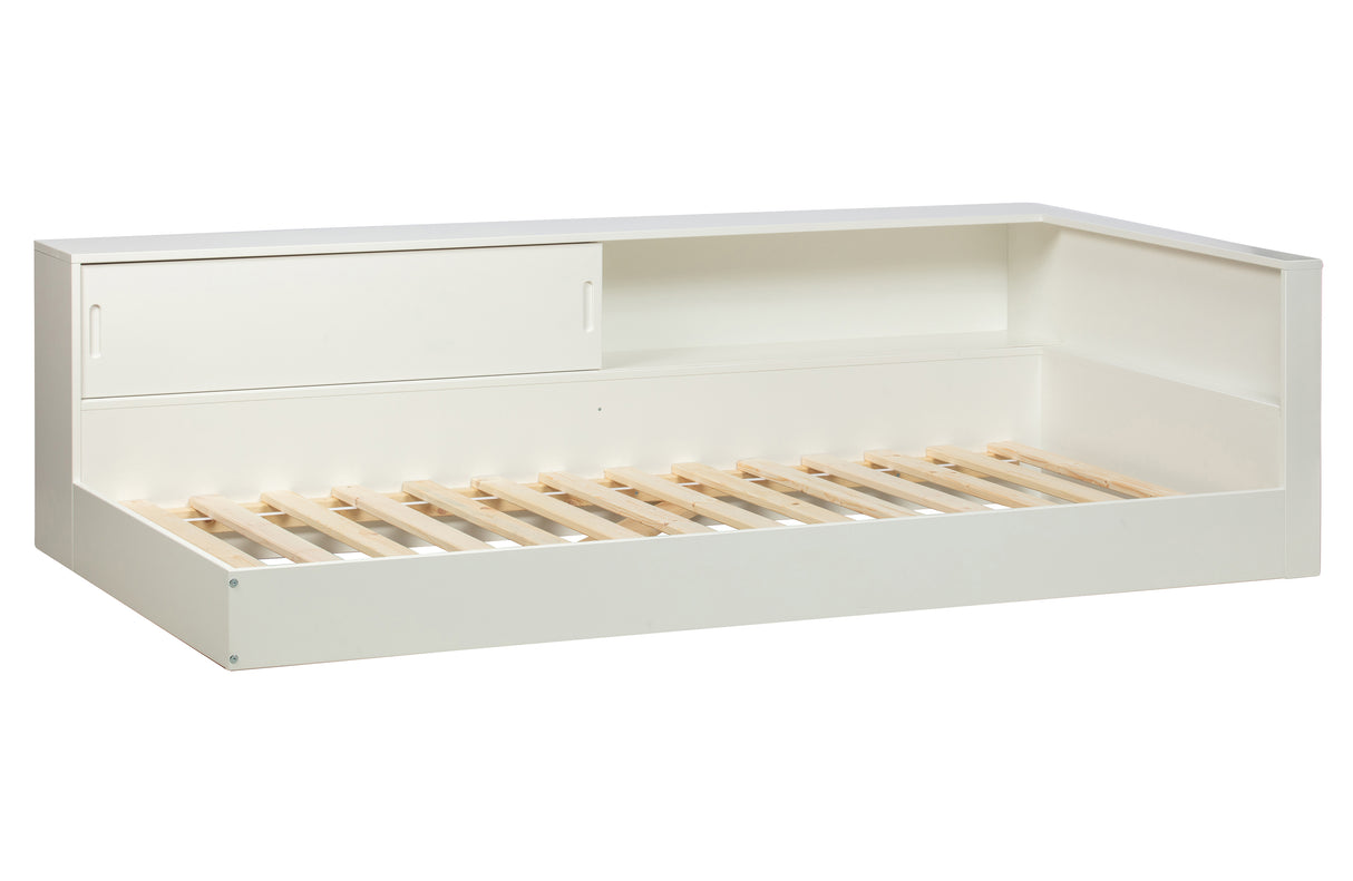 Balta viengulė lova