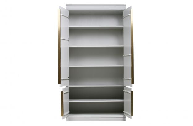 Spinta su lentynomis