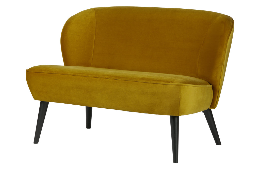 Geltonas sofa 