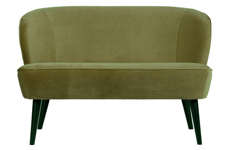 Šviesiai žalia sofa