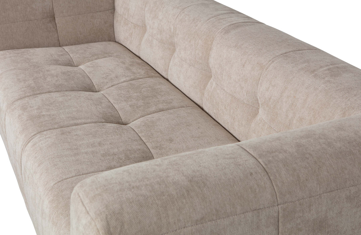 Smėlinės spalvos sofa