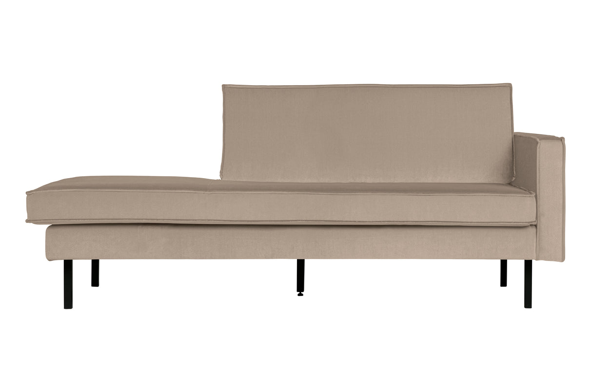 Šviesiai ruda sofa