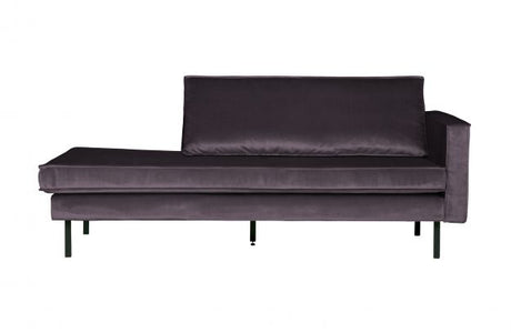 Tamsiai pilka sofa