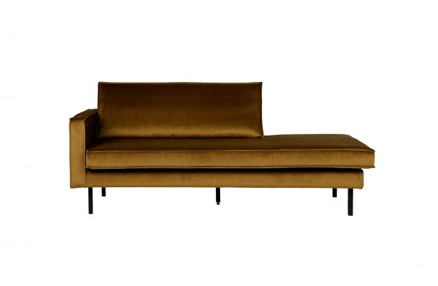 Ryškiai geltona sofa