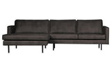 Juoda sofa