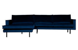 Tamsiai mėlyna sofa