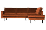 Oranžinė sofa